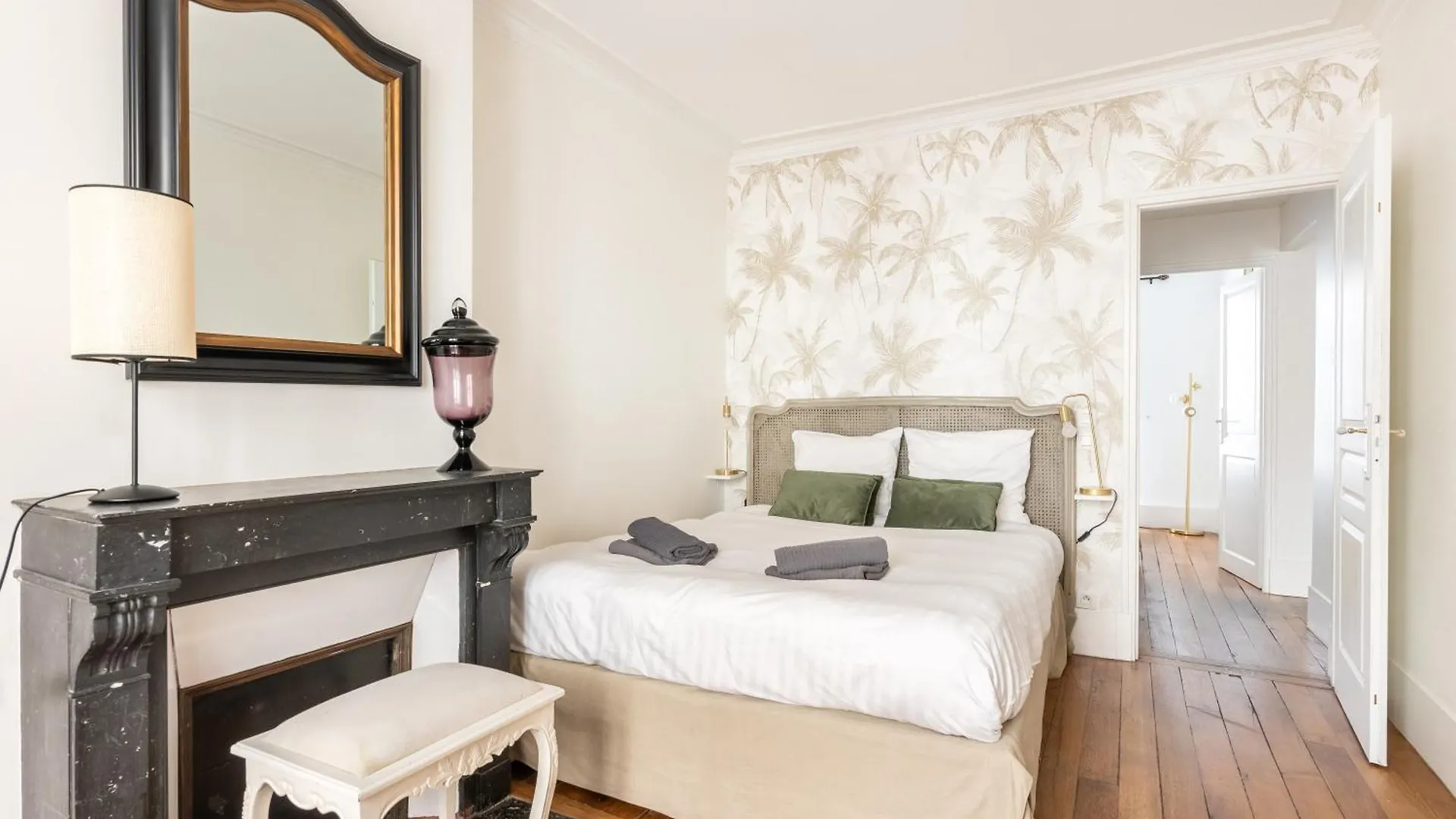 Lejlighed Elegant Appartement 2Br - Proche Tour Eiffel Paris